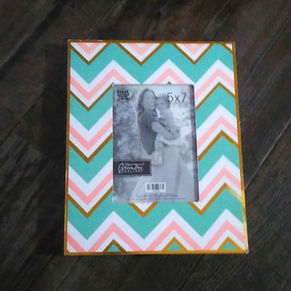 Green Tree Gallery Frame